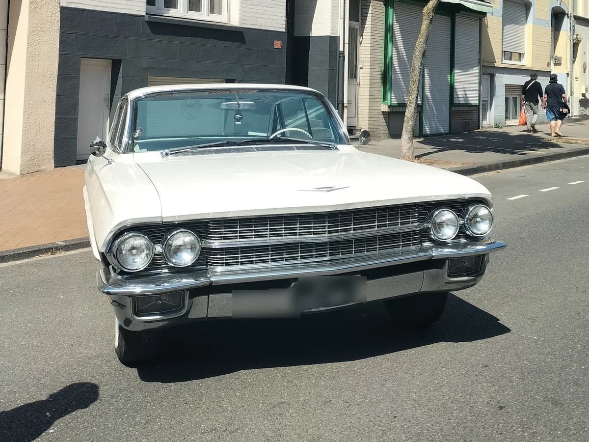 Cadillac DeVille
