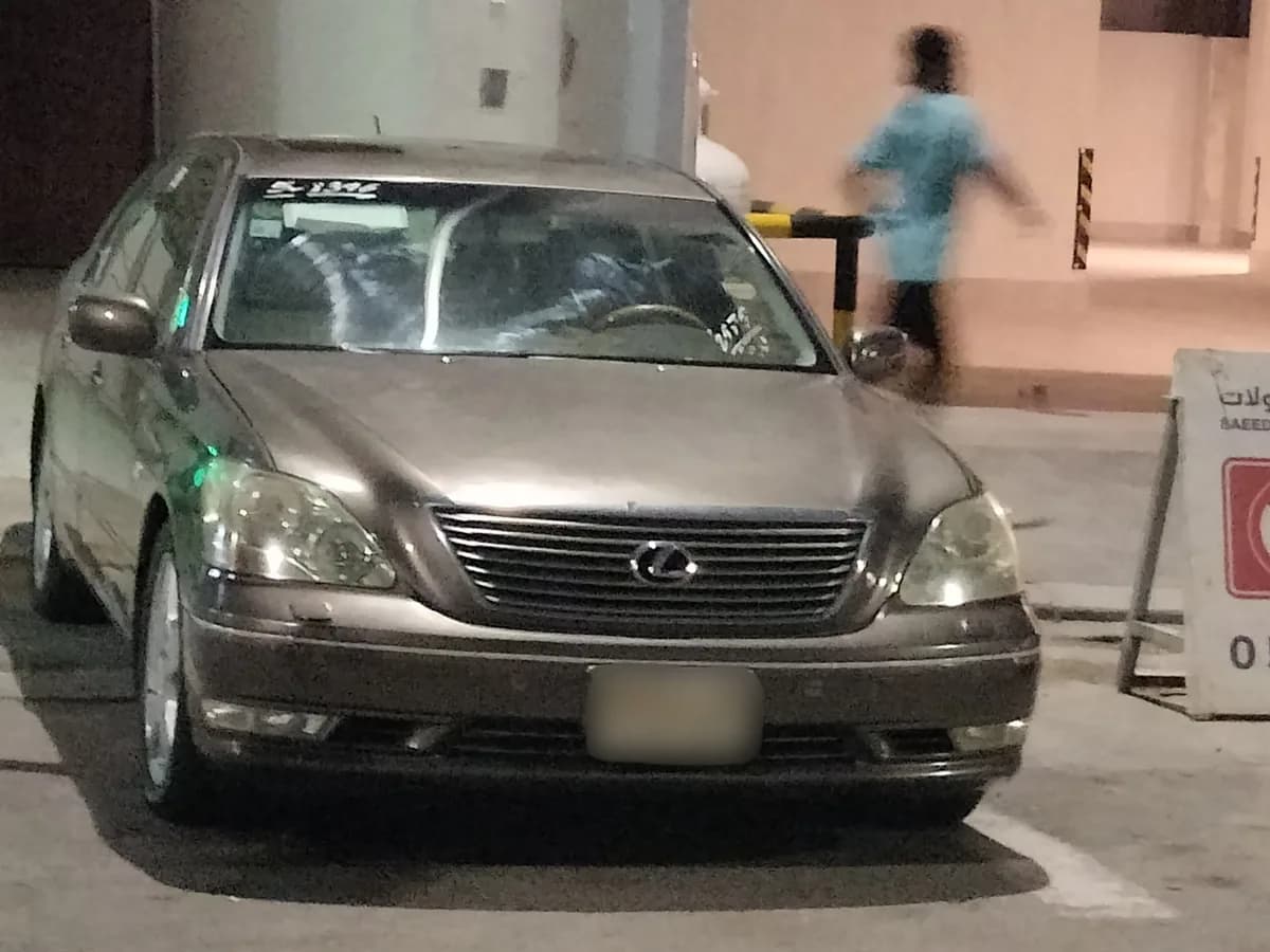 Lexus LS