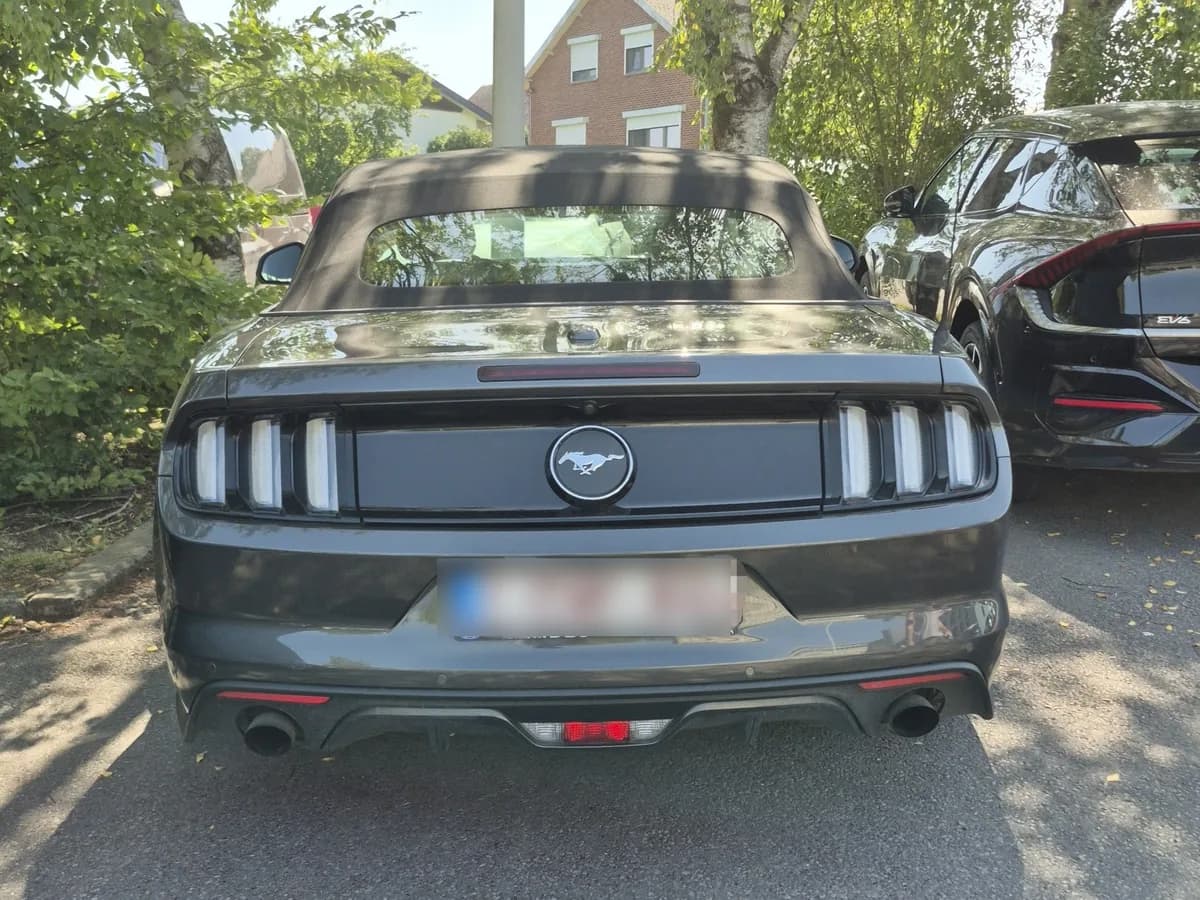 Mustang Convertible