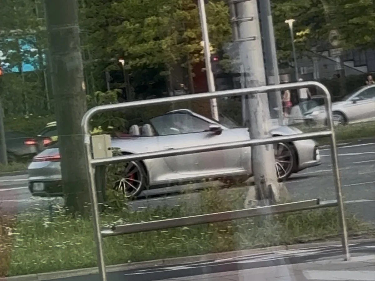 Porsche 911 Carrera Cabriolet 2019