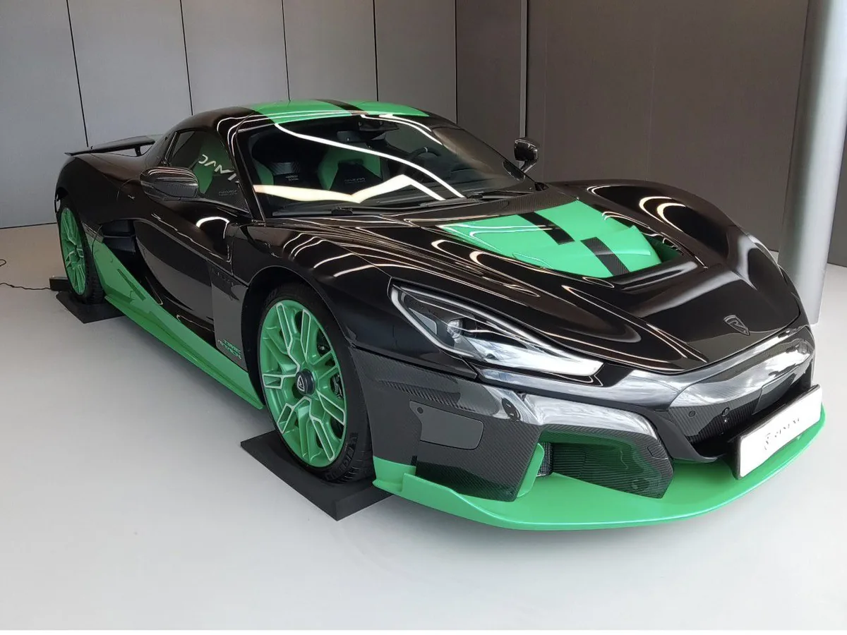 Rimac Nevera 2021