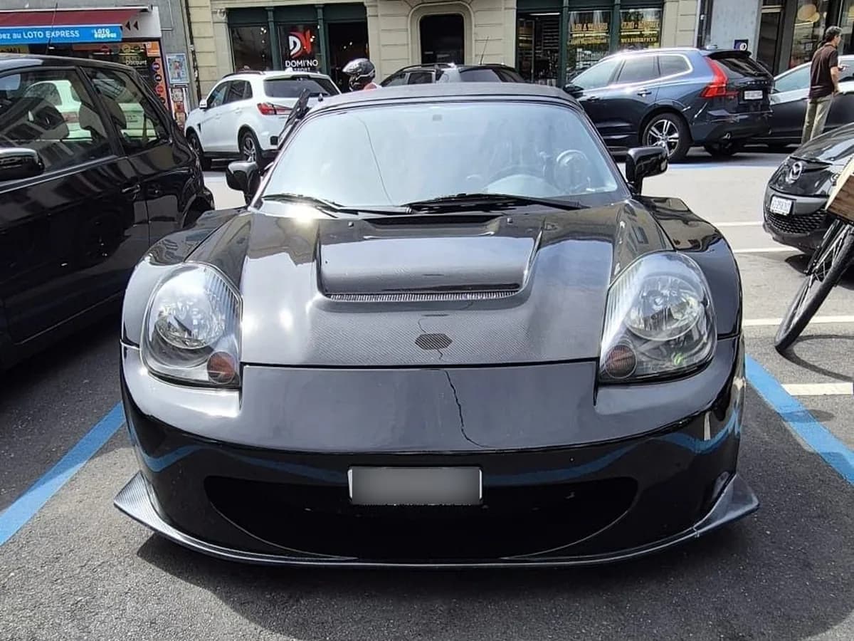 Toyota MR2