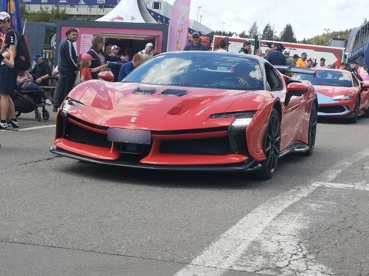 Ferrari SF90 XX Spider
