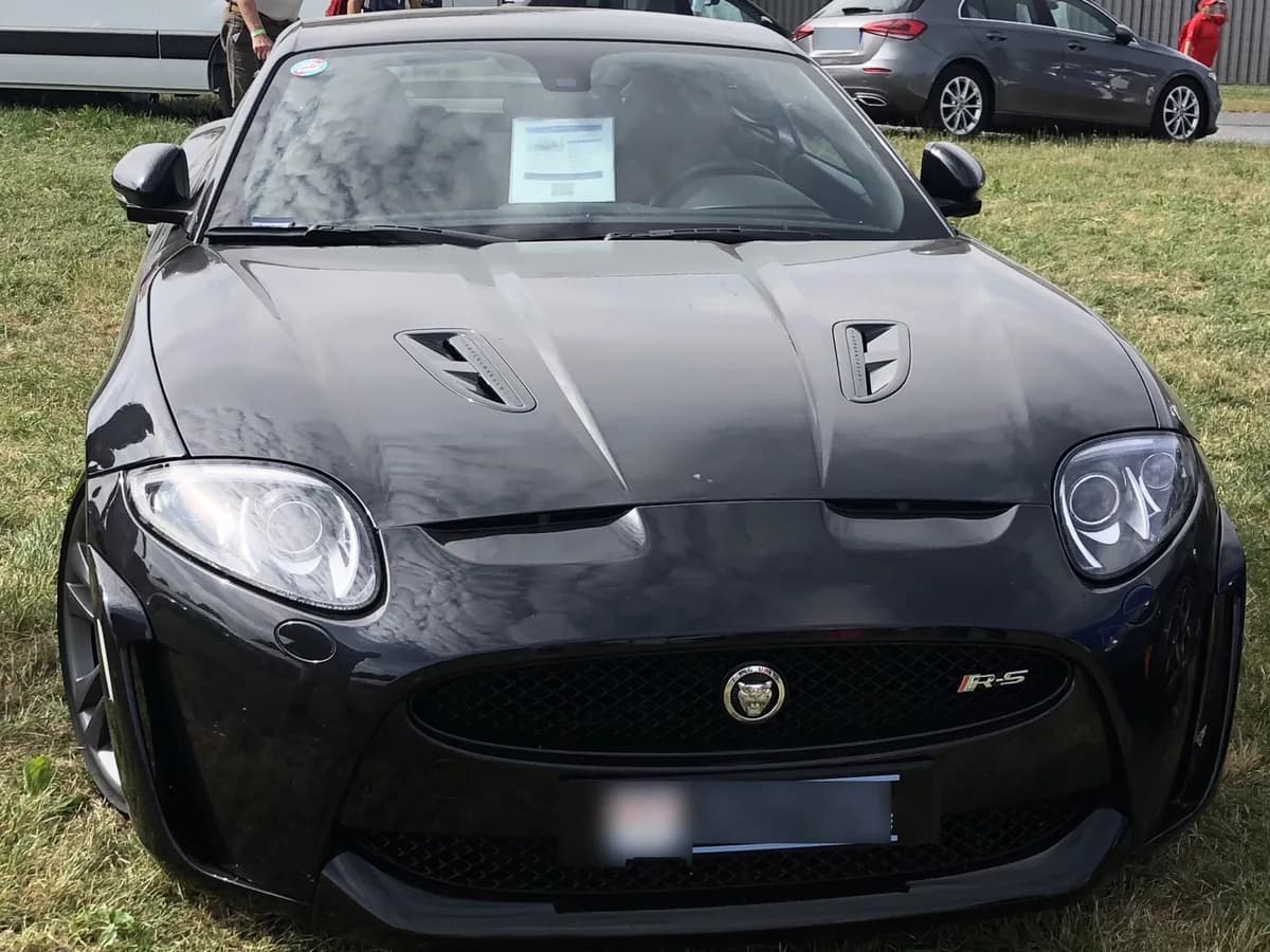 Jaguar XKR-S 2011