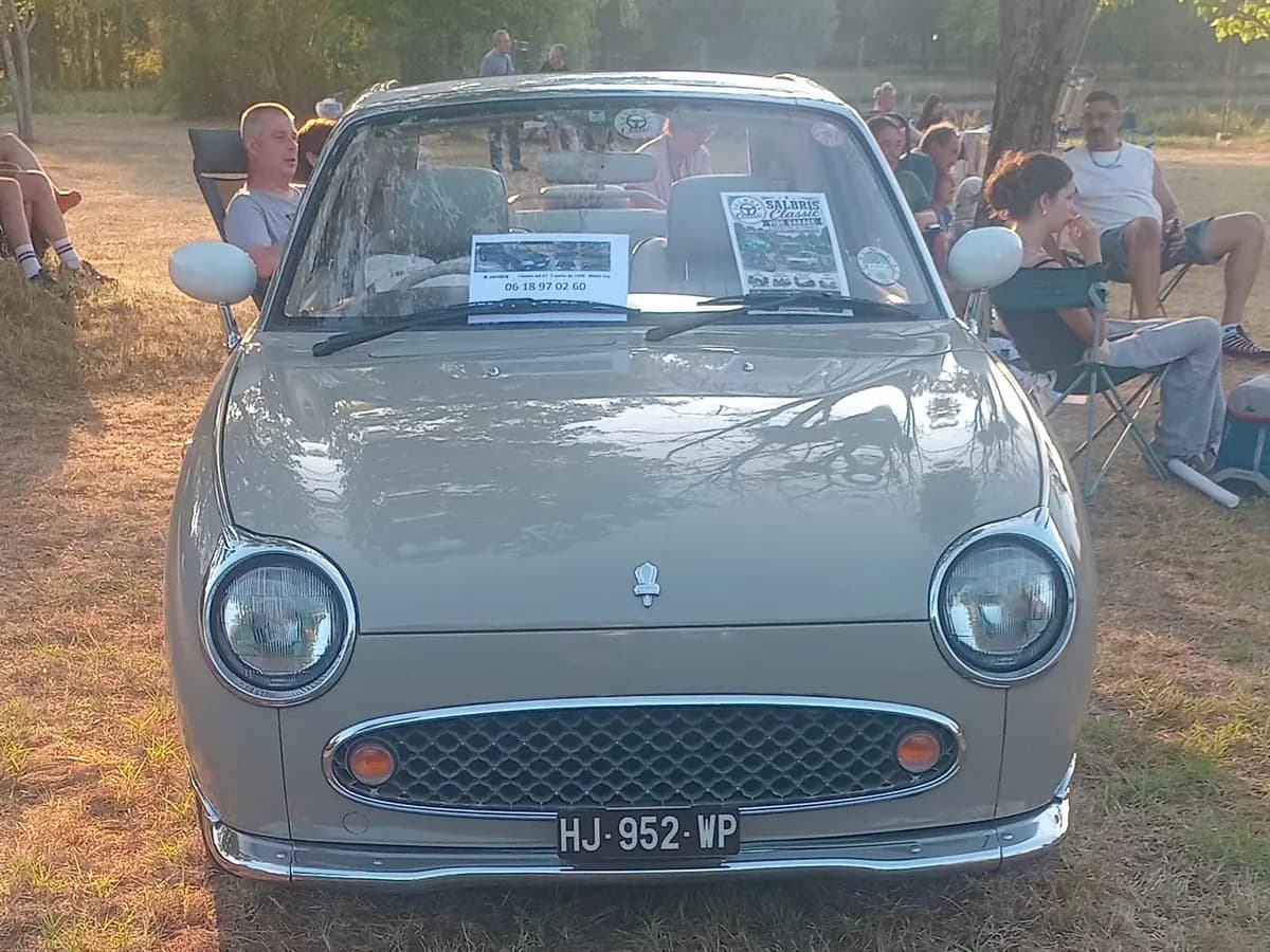Nissan Figaro