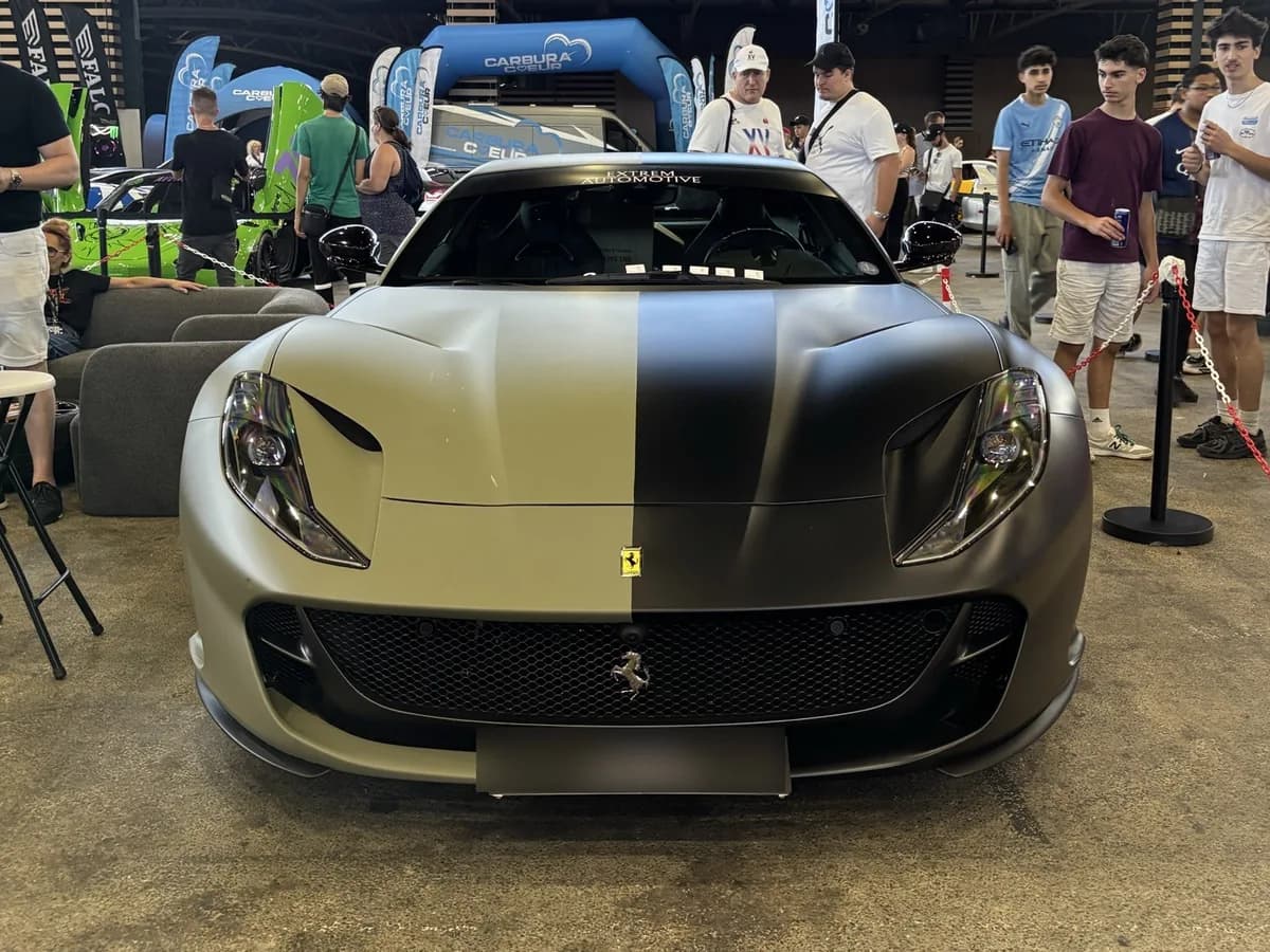 Ferrari 812