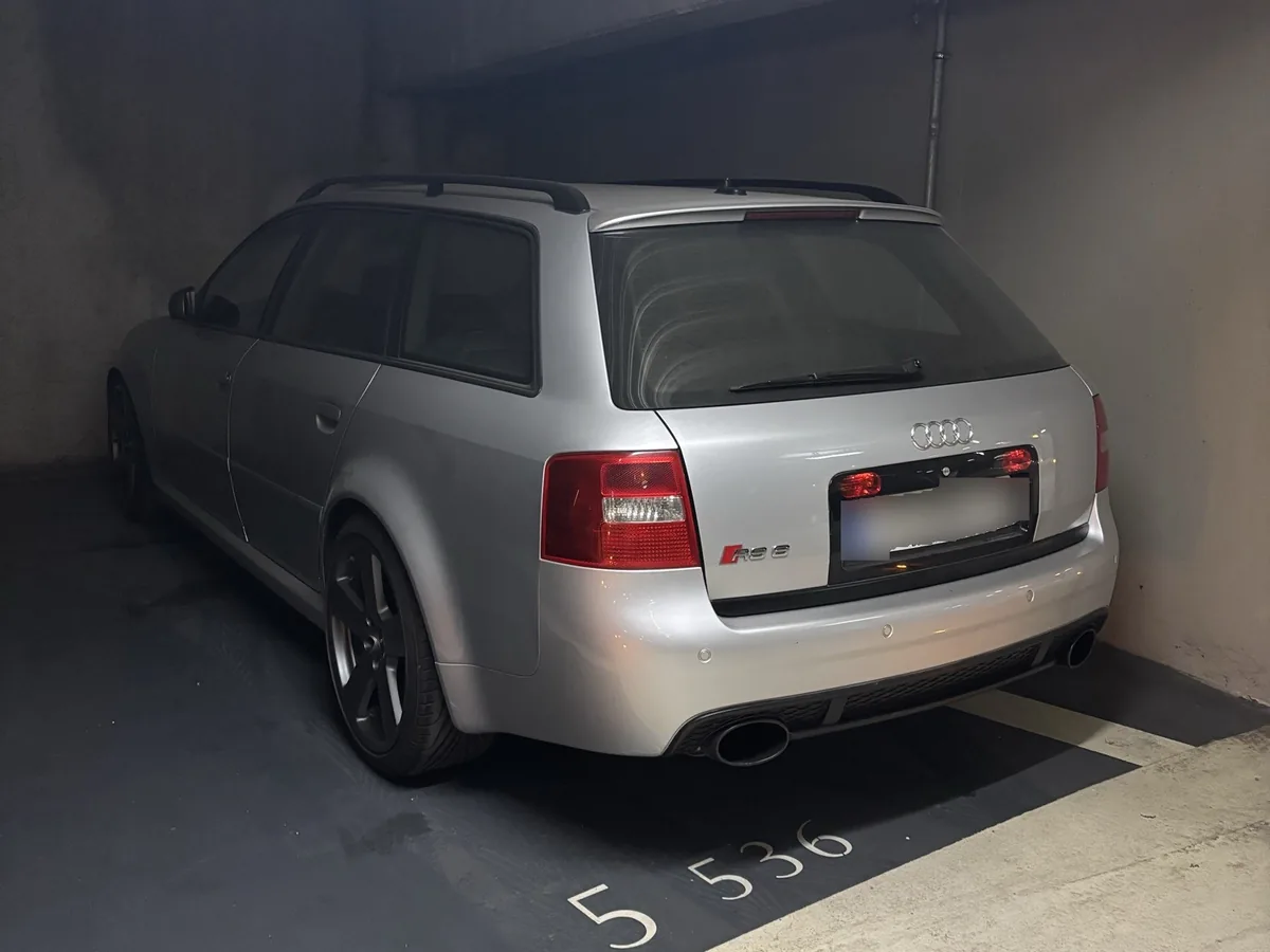 Audi RS6 Avant 2002