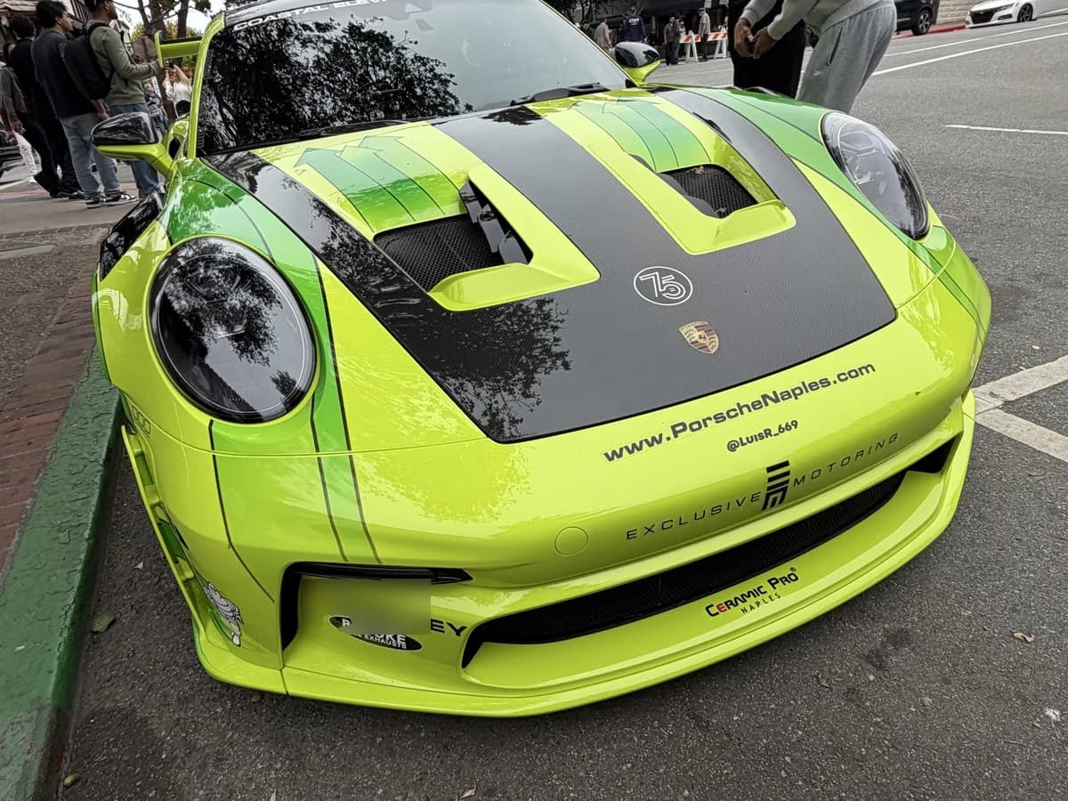 Porsche 911 S-T 2024