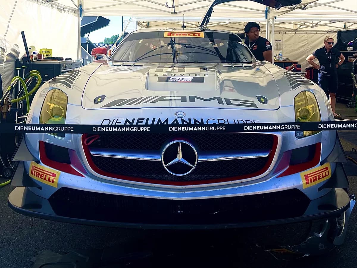 Mercedes-Benz SLS AMG GT3 2010