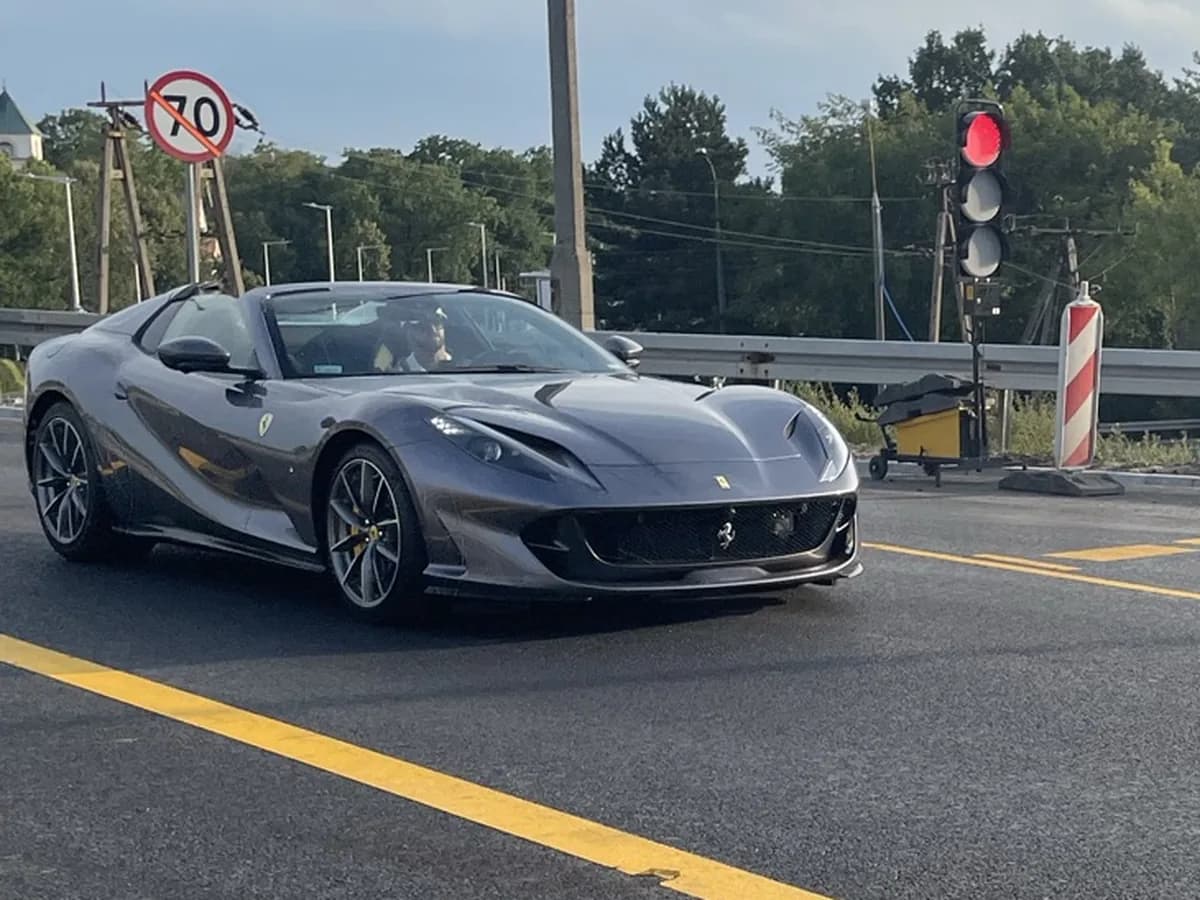 Ferrari 812 GTS