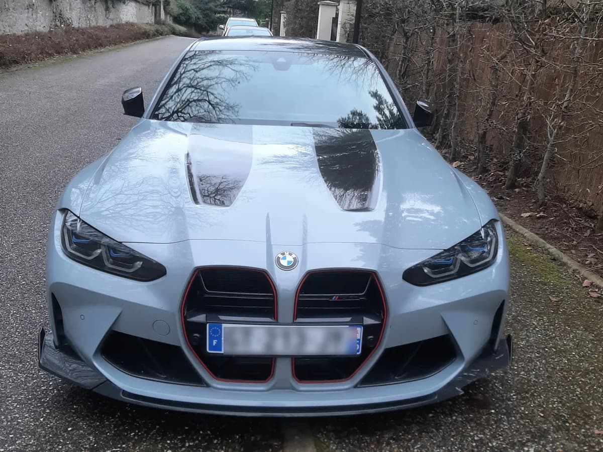 BMW M4 CSL 2022