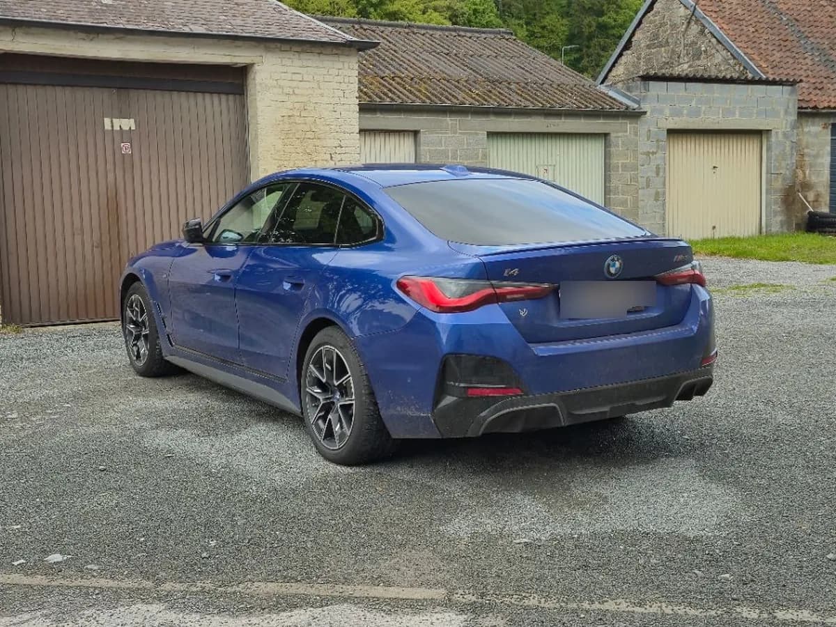 BMW i4
