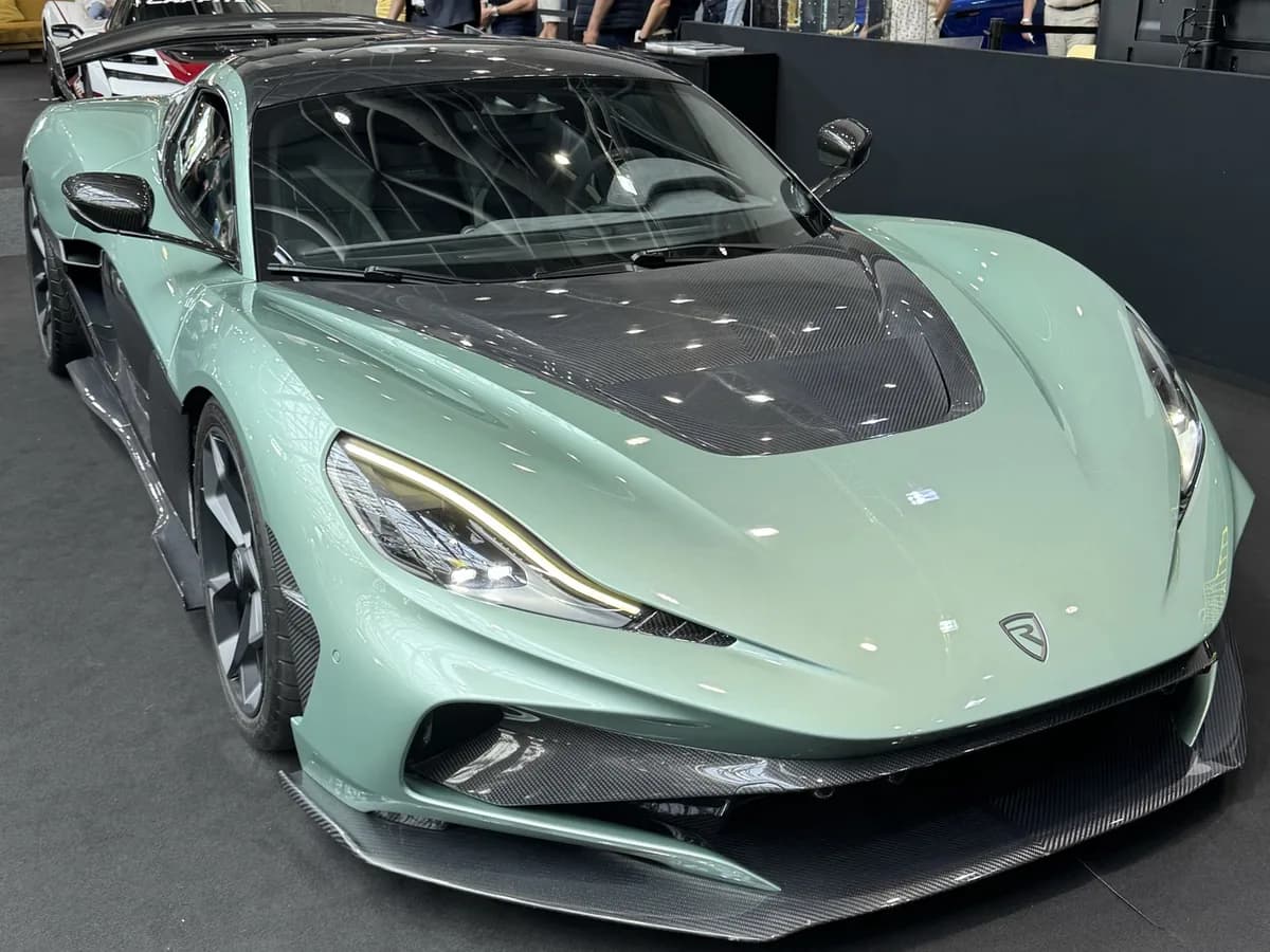 Rimac Nevera R 2024
