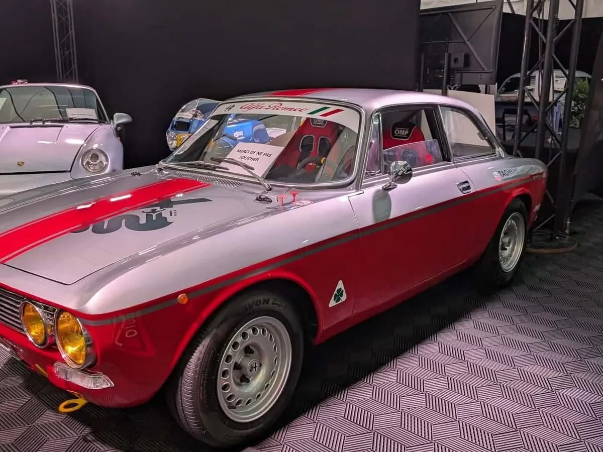 Alfa Romeo 2000