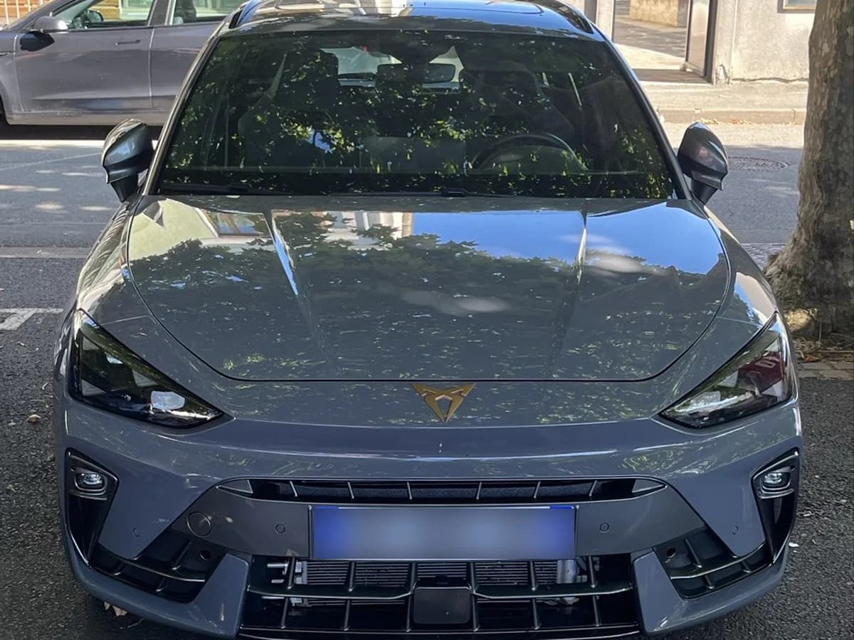 Cupra León