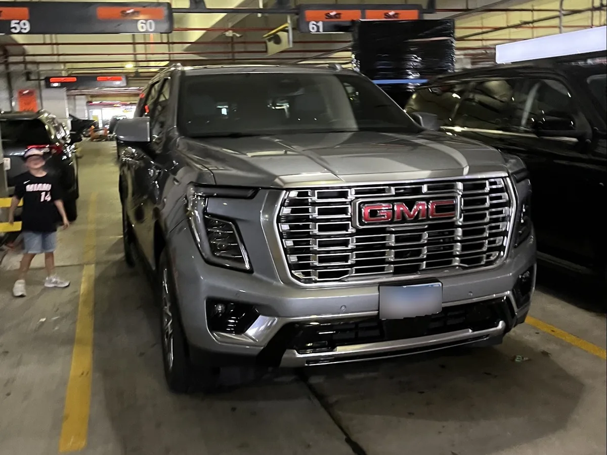 GMC Yukon 2024