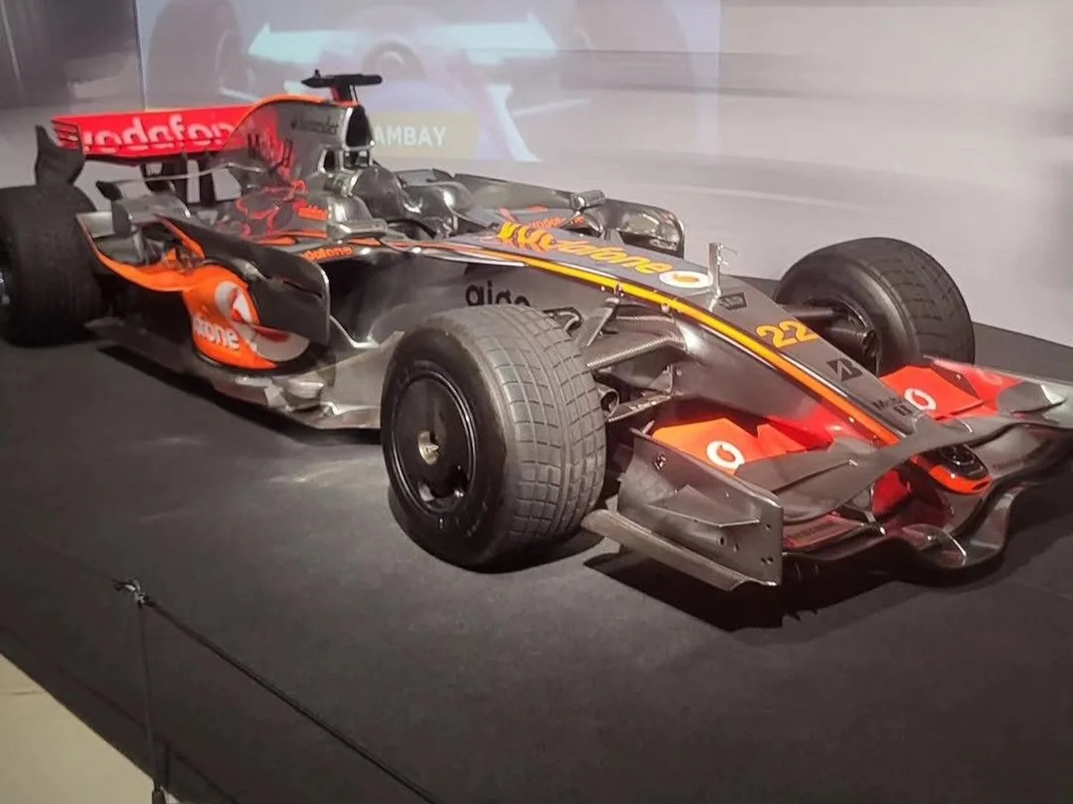 McLaren MP4-22