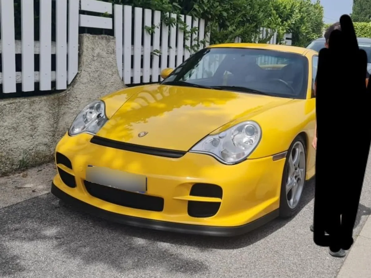 Porsche 911 GT2 2001