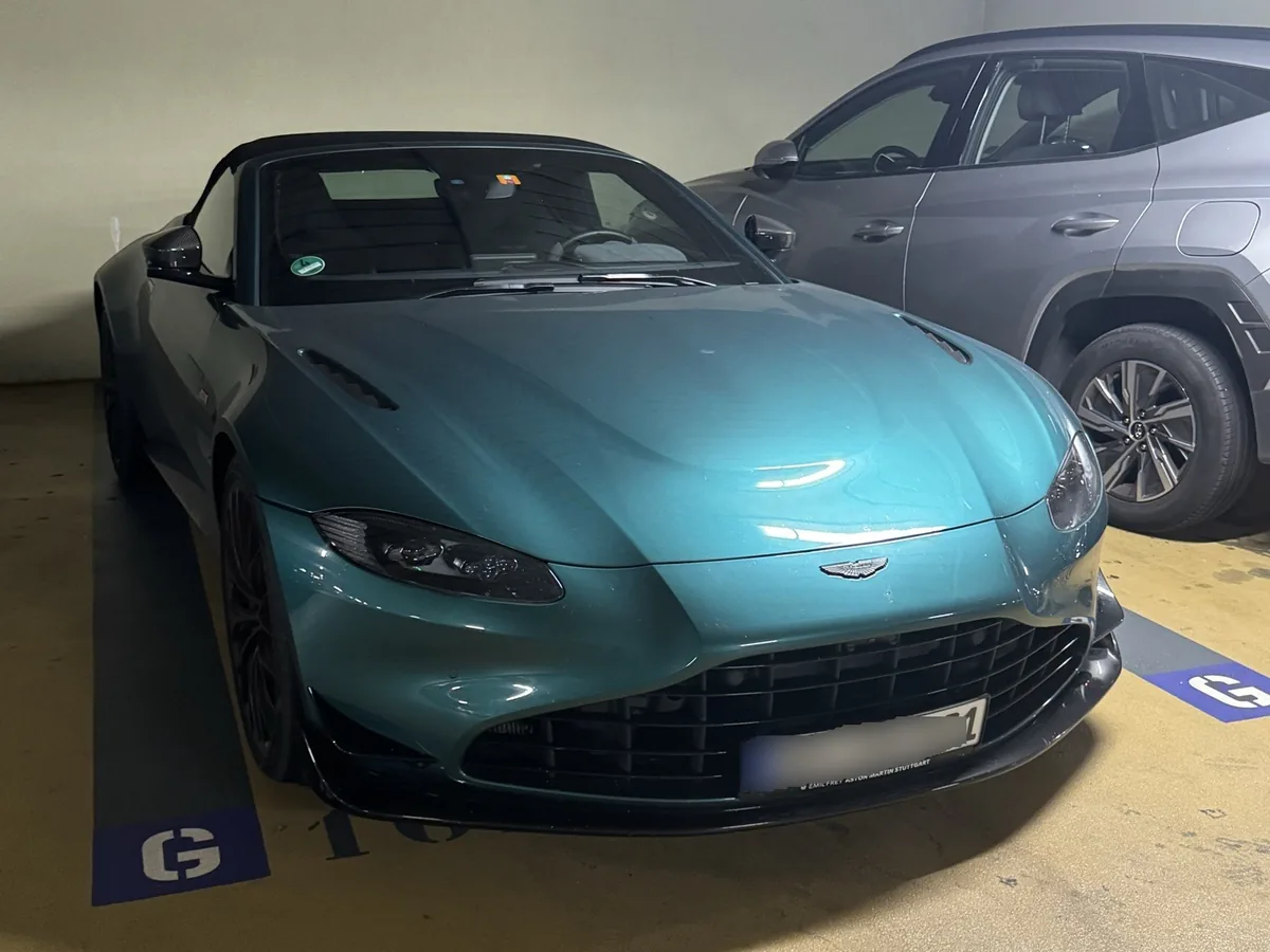 Aston Martin Vantage V8 Vantage Roadster 2020