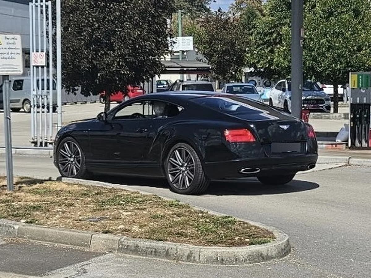 Bentley Continental GT 2011