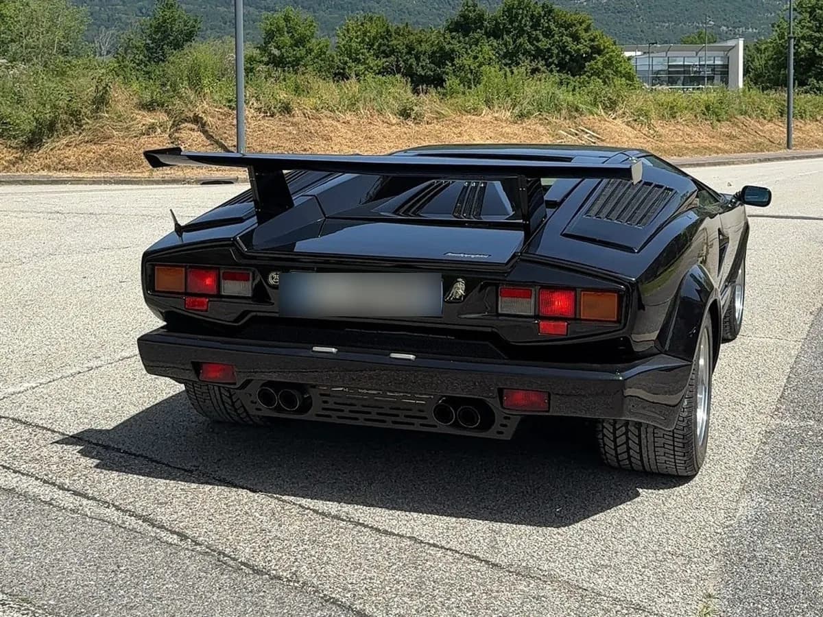 Lamborghini Countach