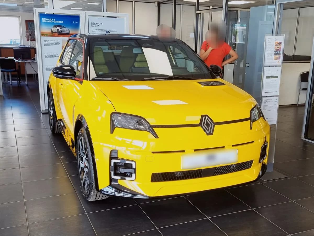 Renault 5 E-Tech 2024