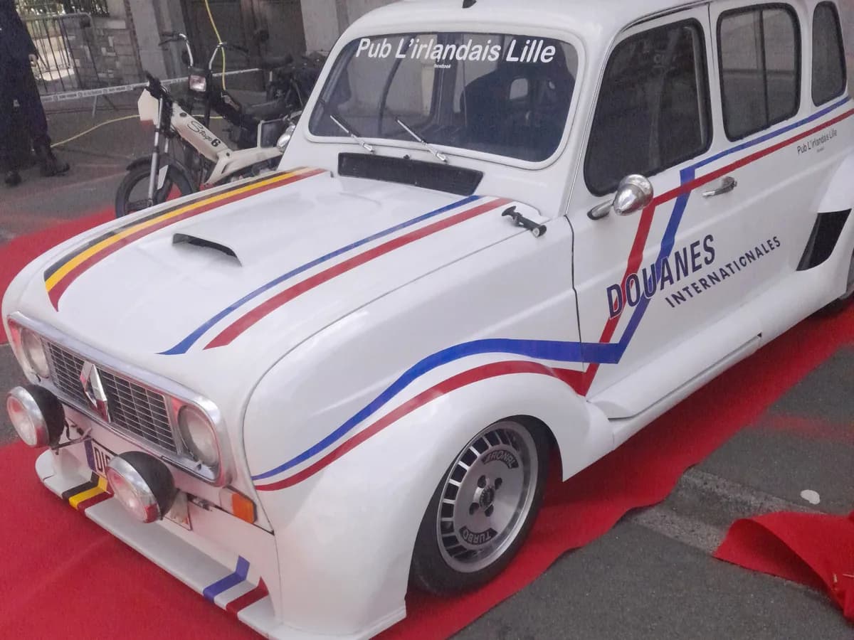 4 Sedan Hatch 1961
