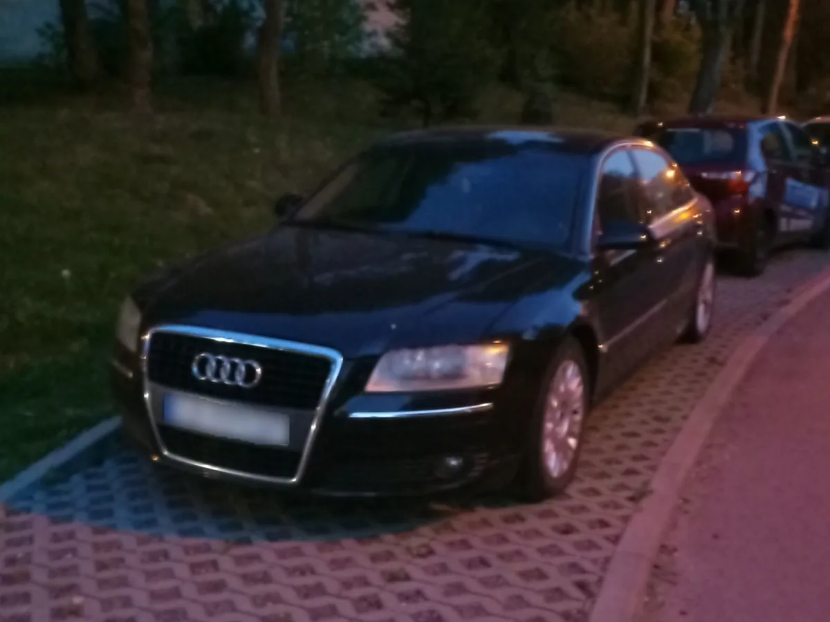 Audi A8 2002
