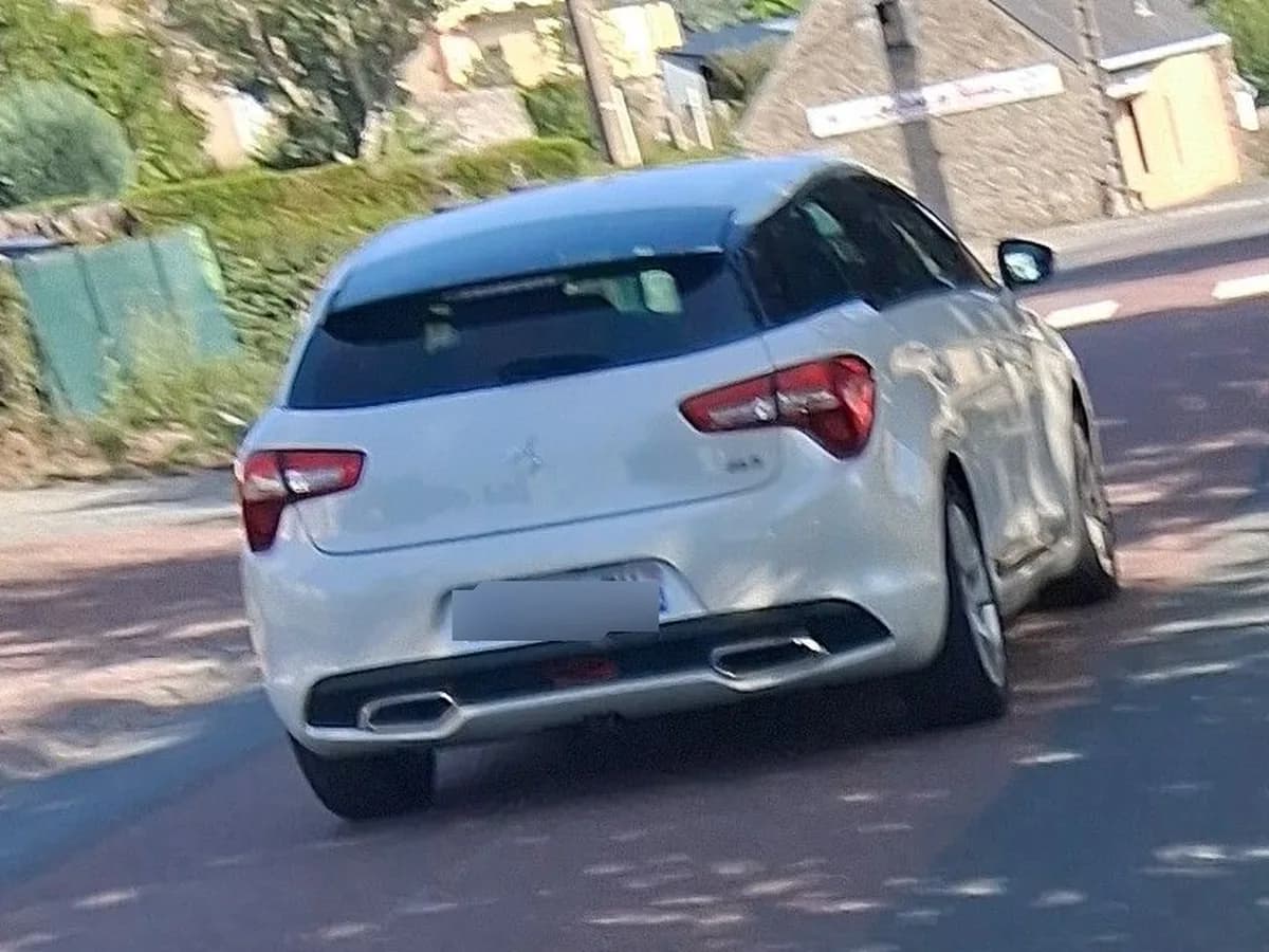 DS 5 Hatch 2015