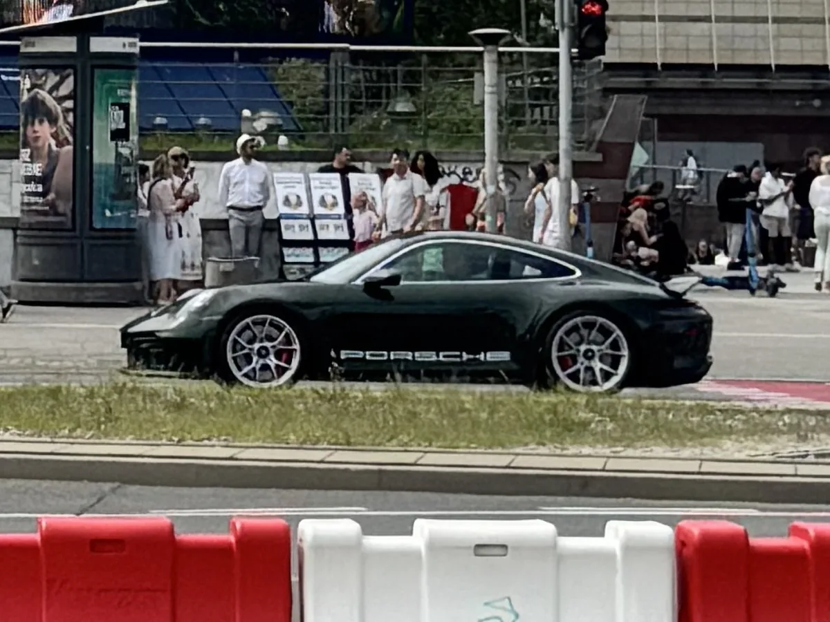 Porsche 911 S-T 2024