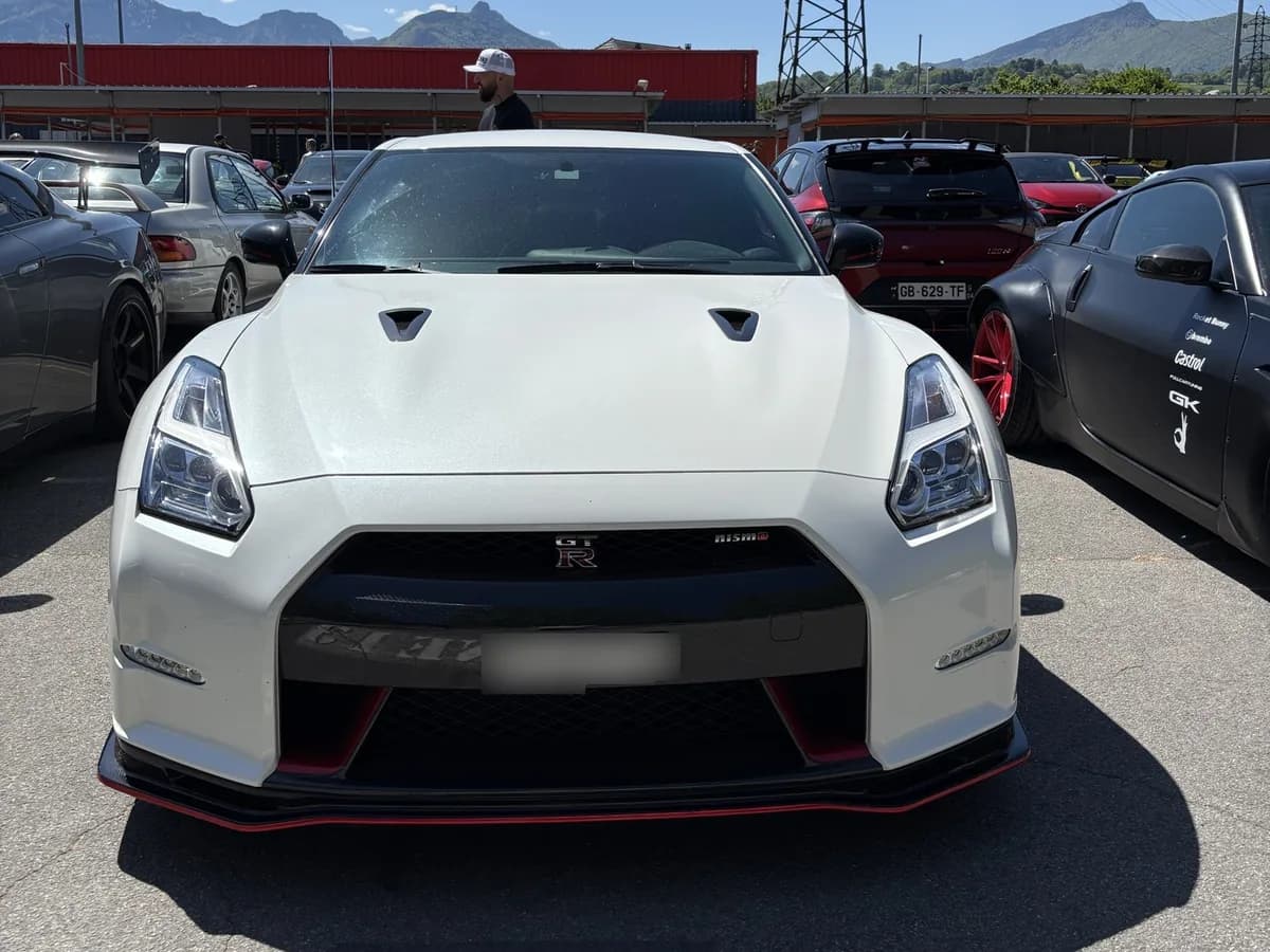 Nissan GT-R Nismo 2014
