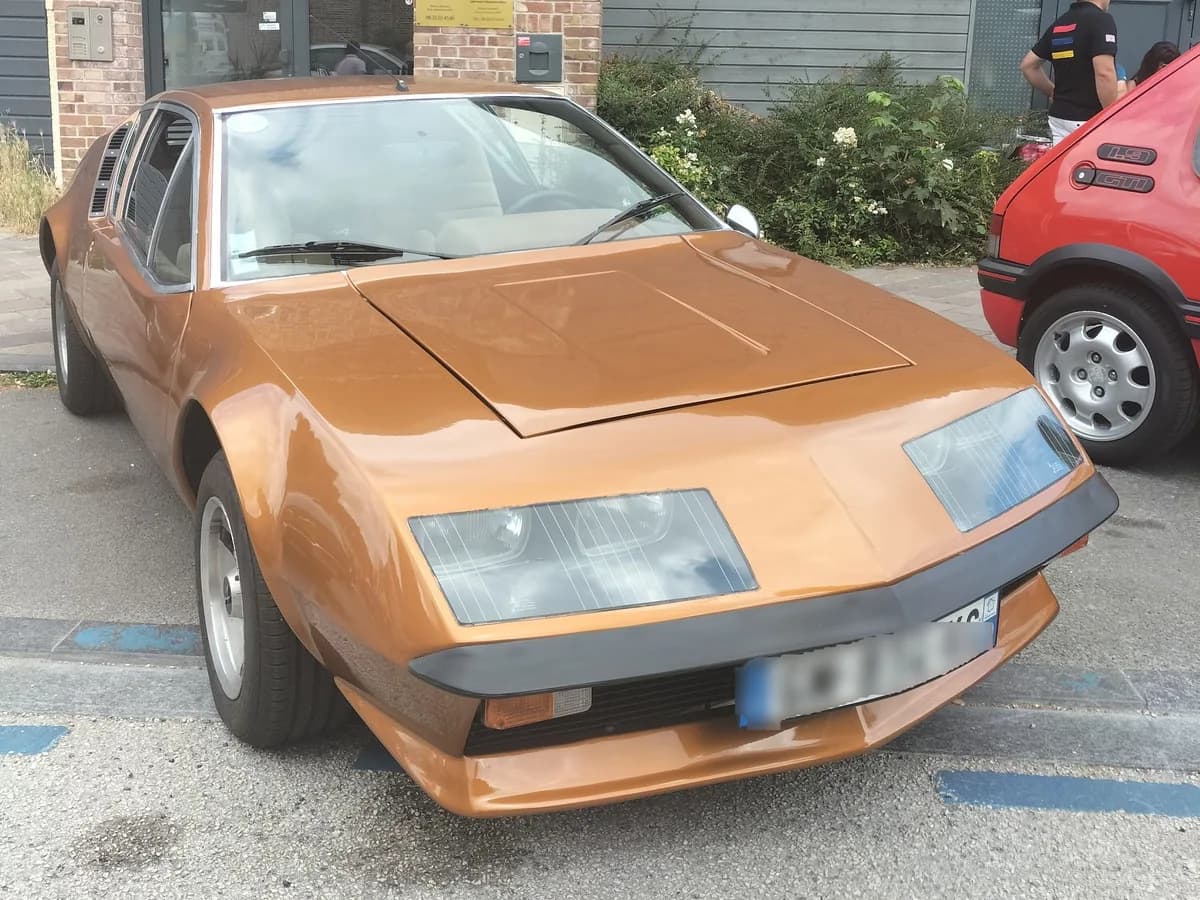 Alpine A310