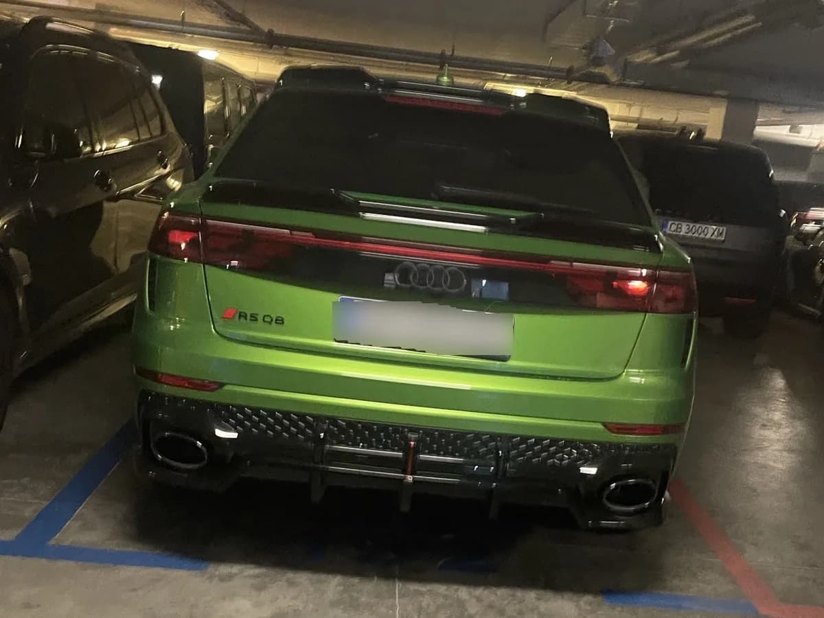 Audi RS Q8 Base