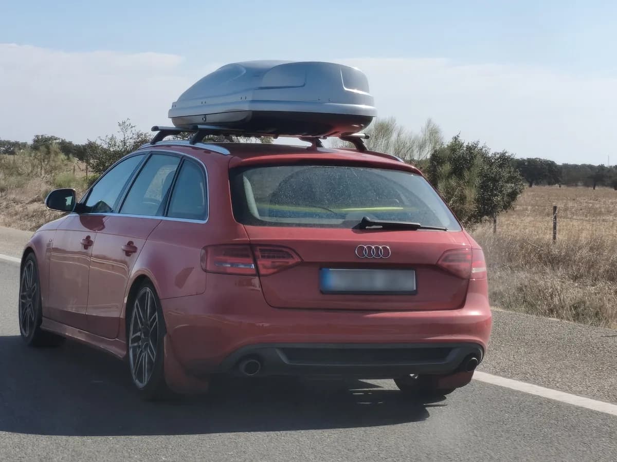 Audi RS4 Base