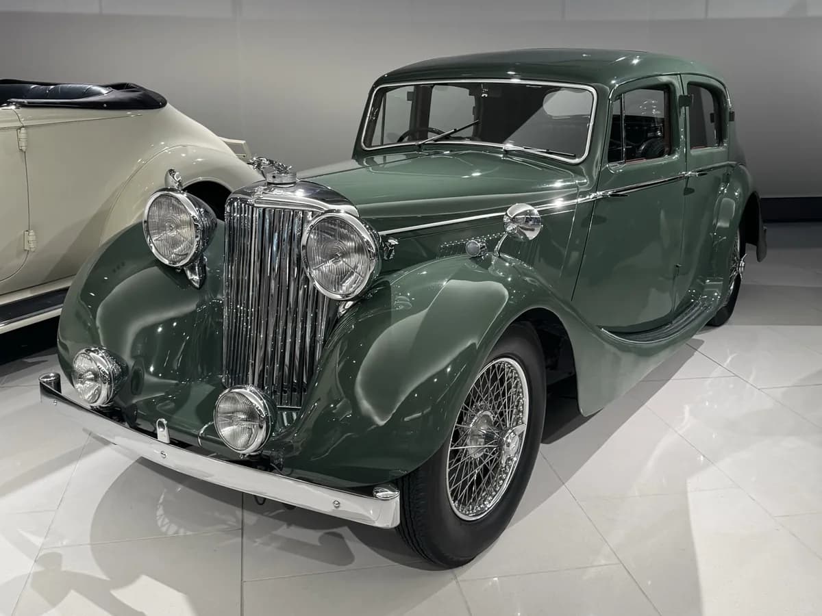 Jaguar Mark IV Saloon 1945