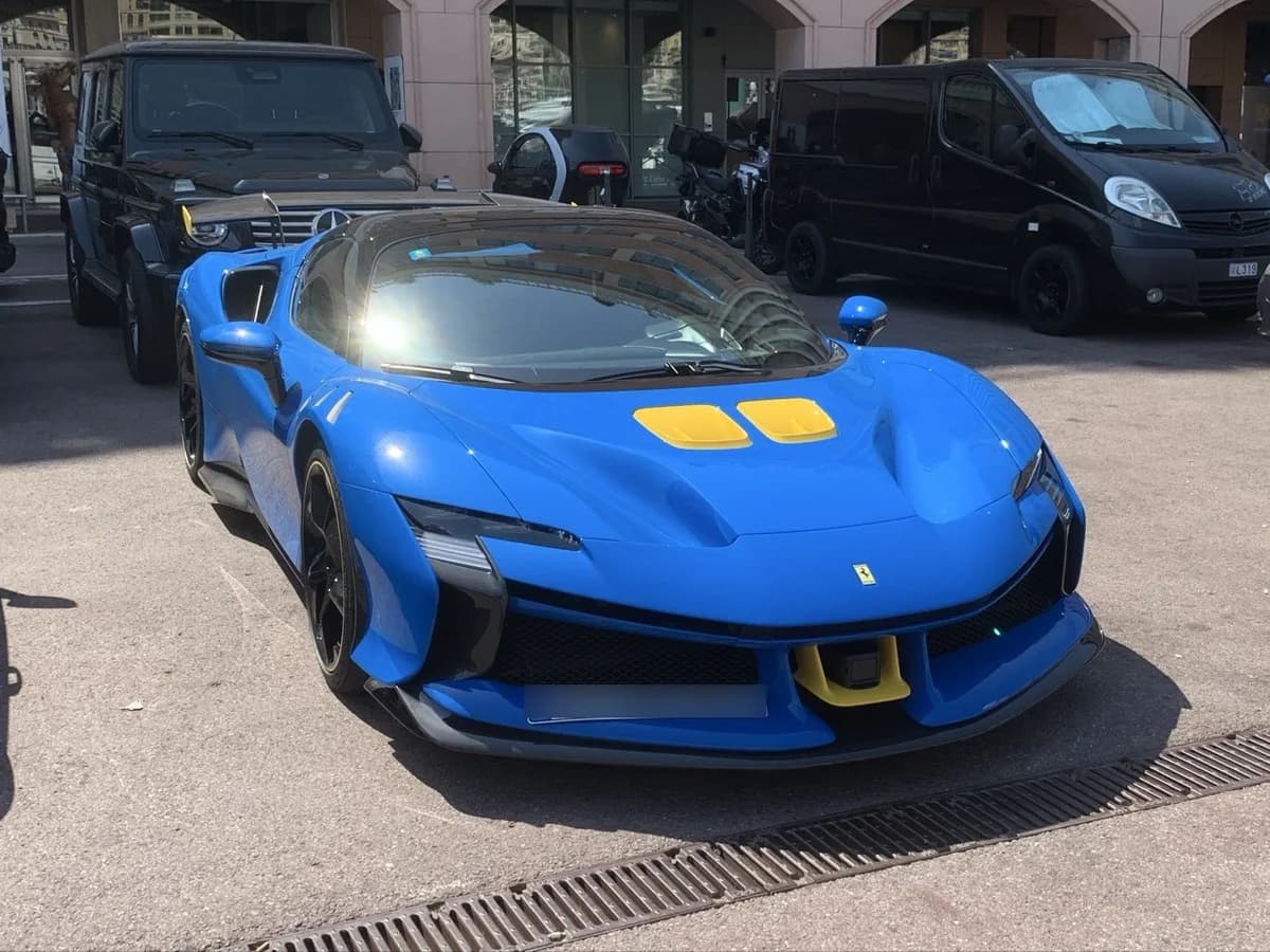 Ferrari SF90 XX Spider
