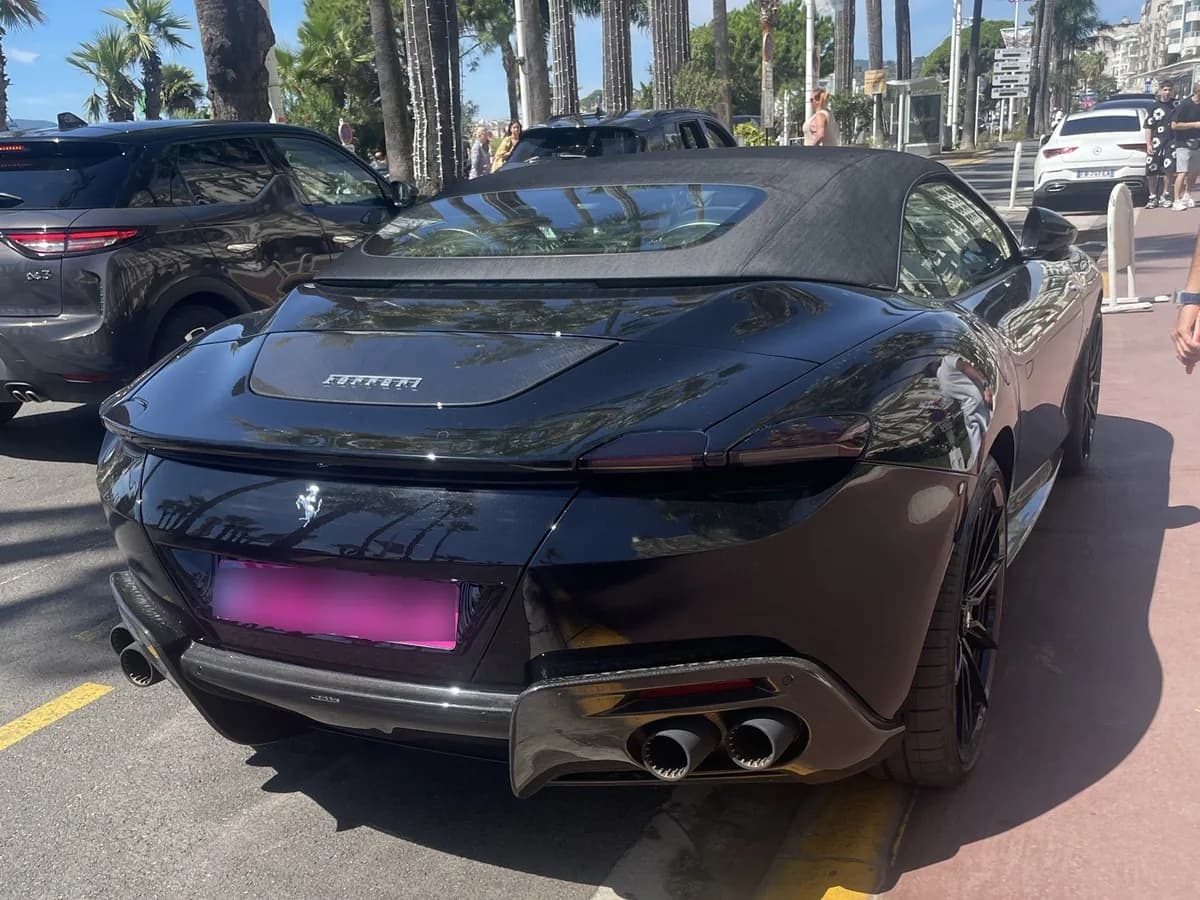 Ferrari Roma Spider 2023