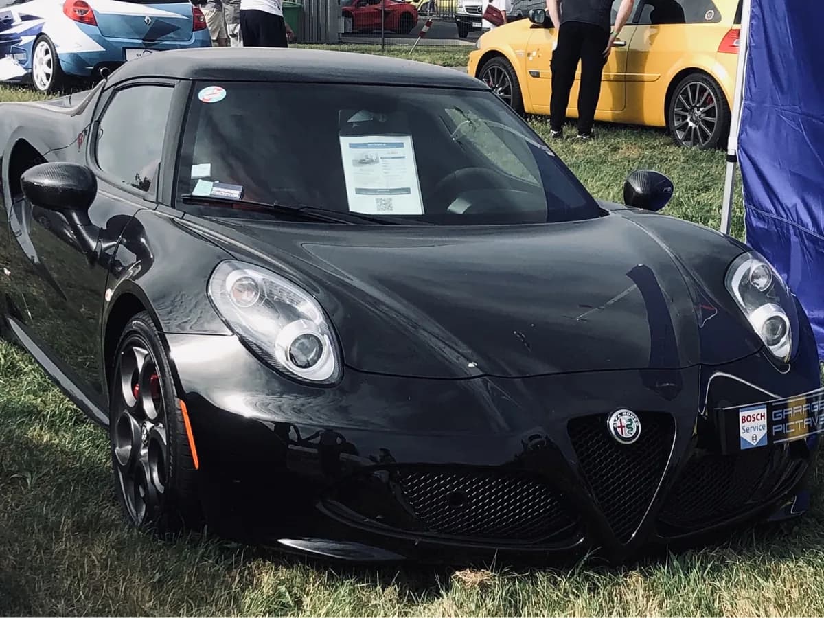 Alfa Romeo 4C