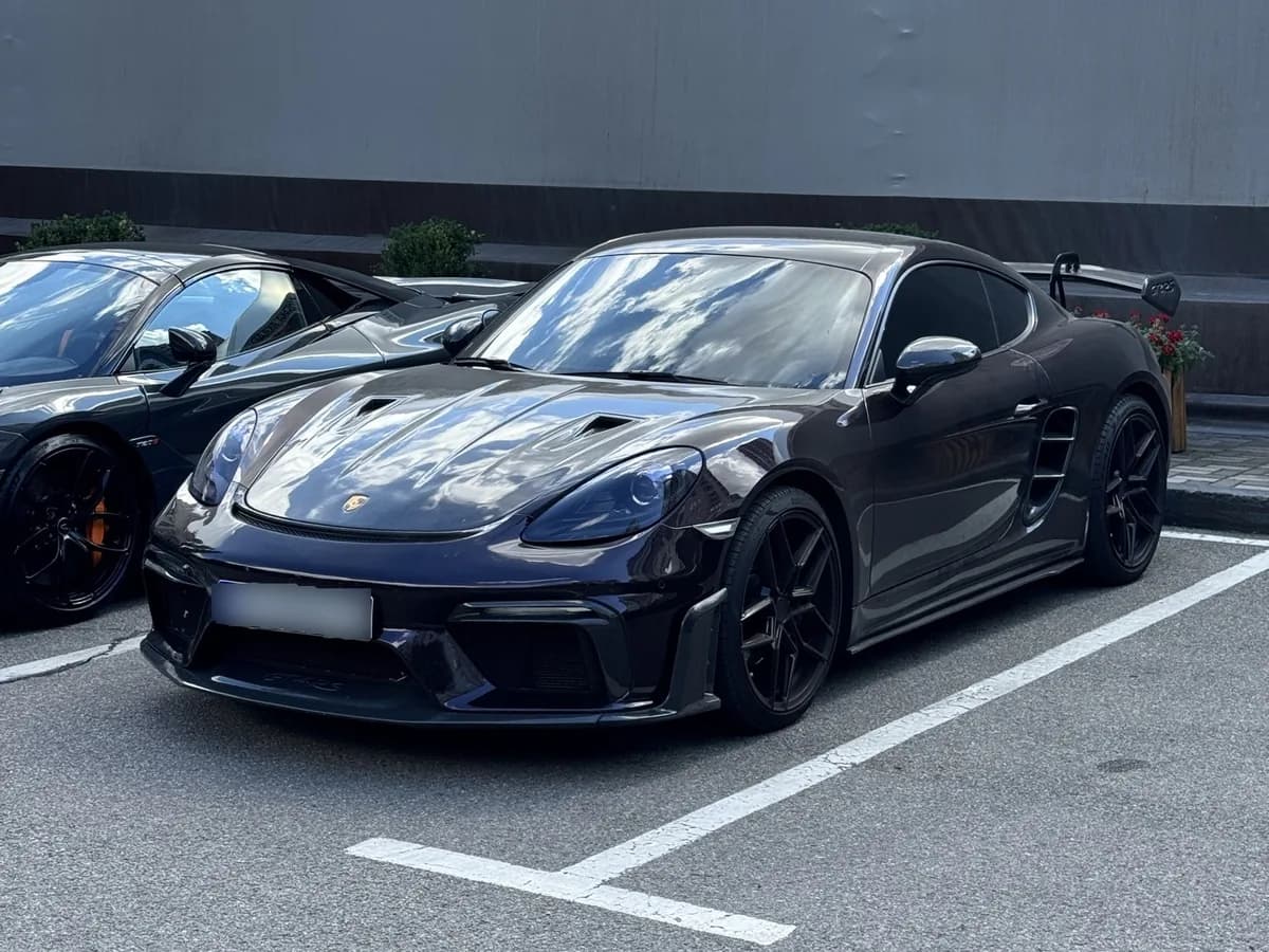 Porsche 718 Cayman