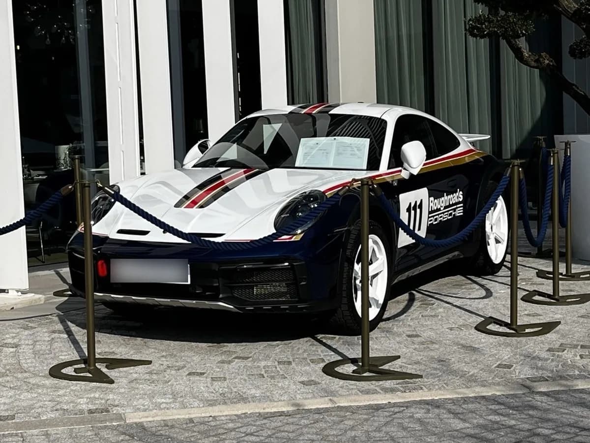 911 Dakar 4x4
