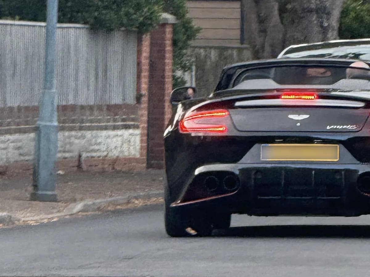 Vanquish Volante 2013