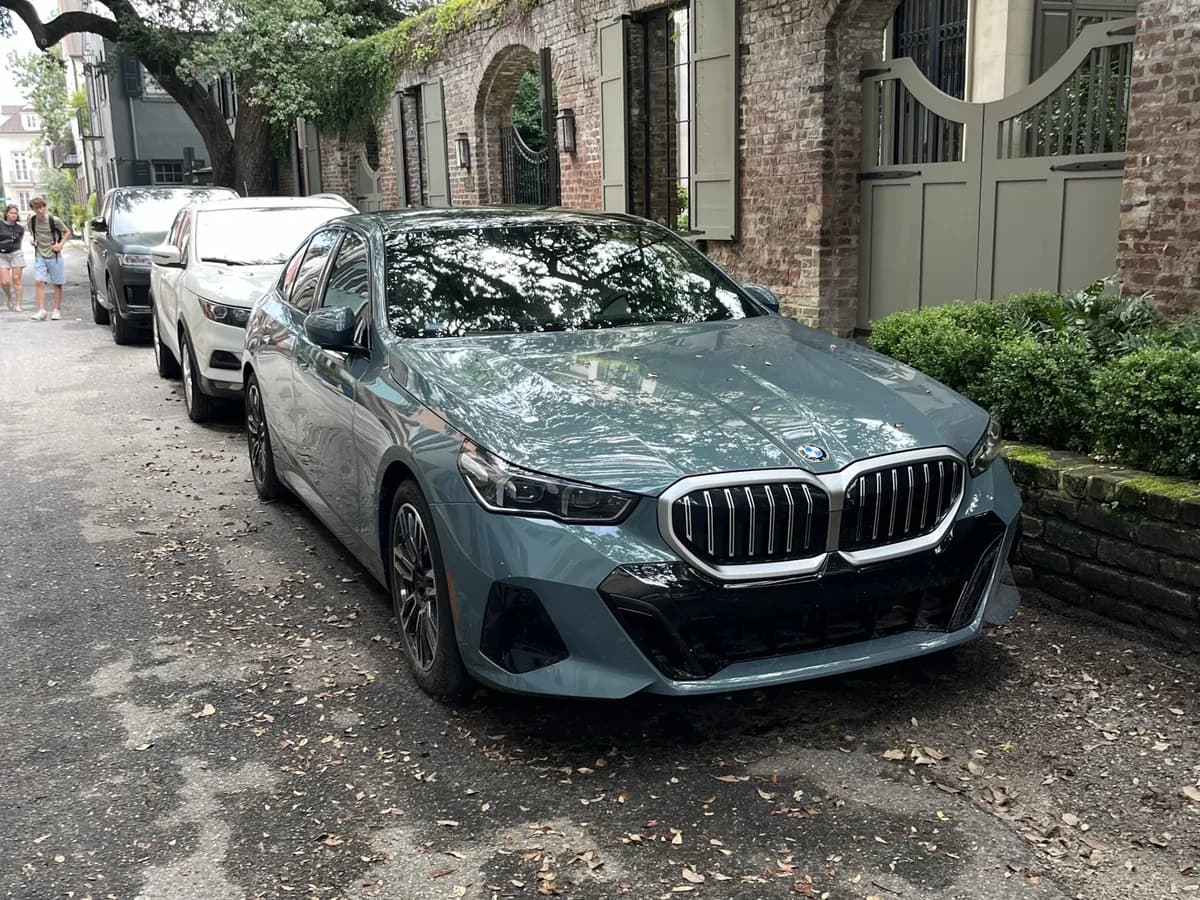 BMW 5 Series Sedan
