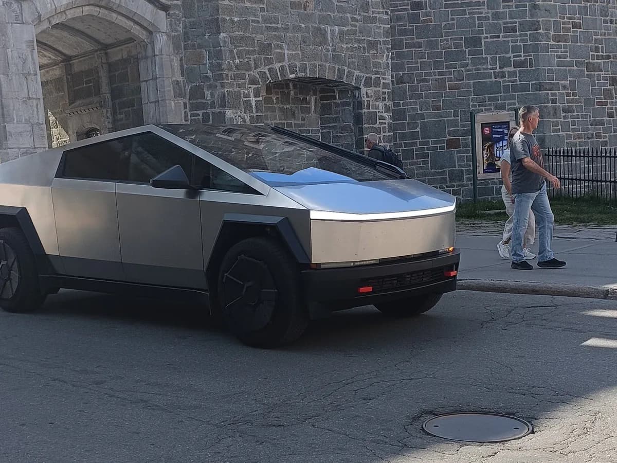 Tesla Cybertruck 2023