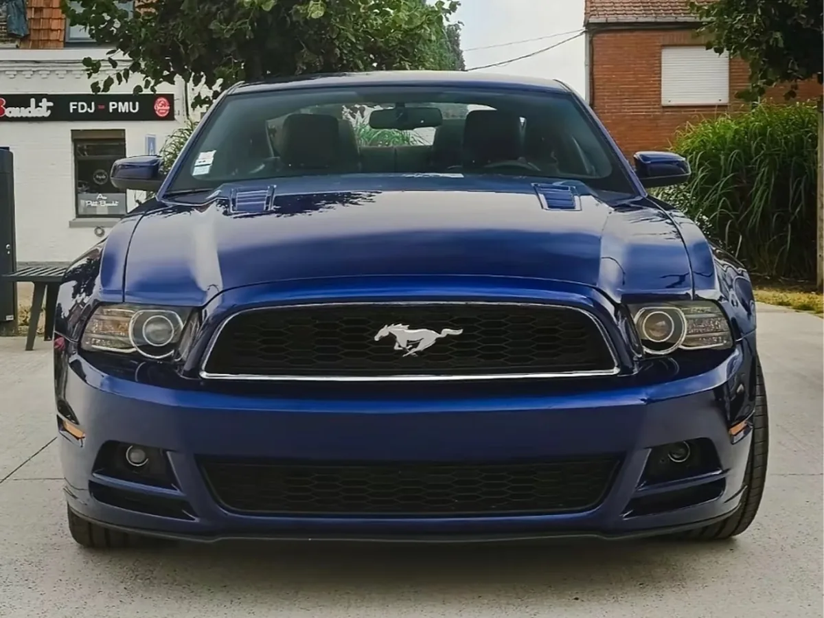 Ford Mustang Convertible 2012