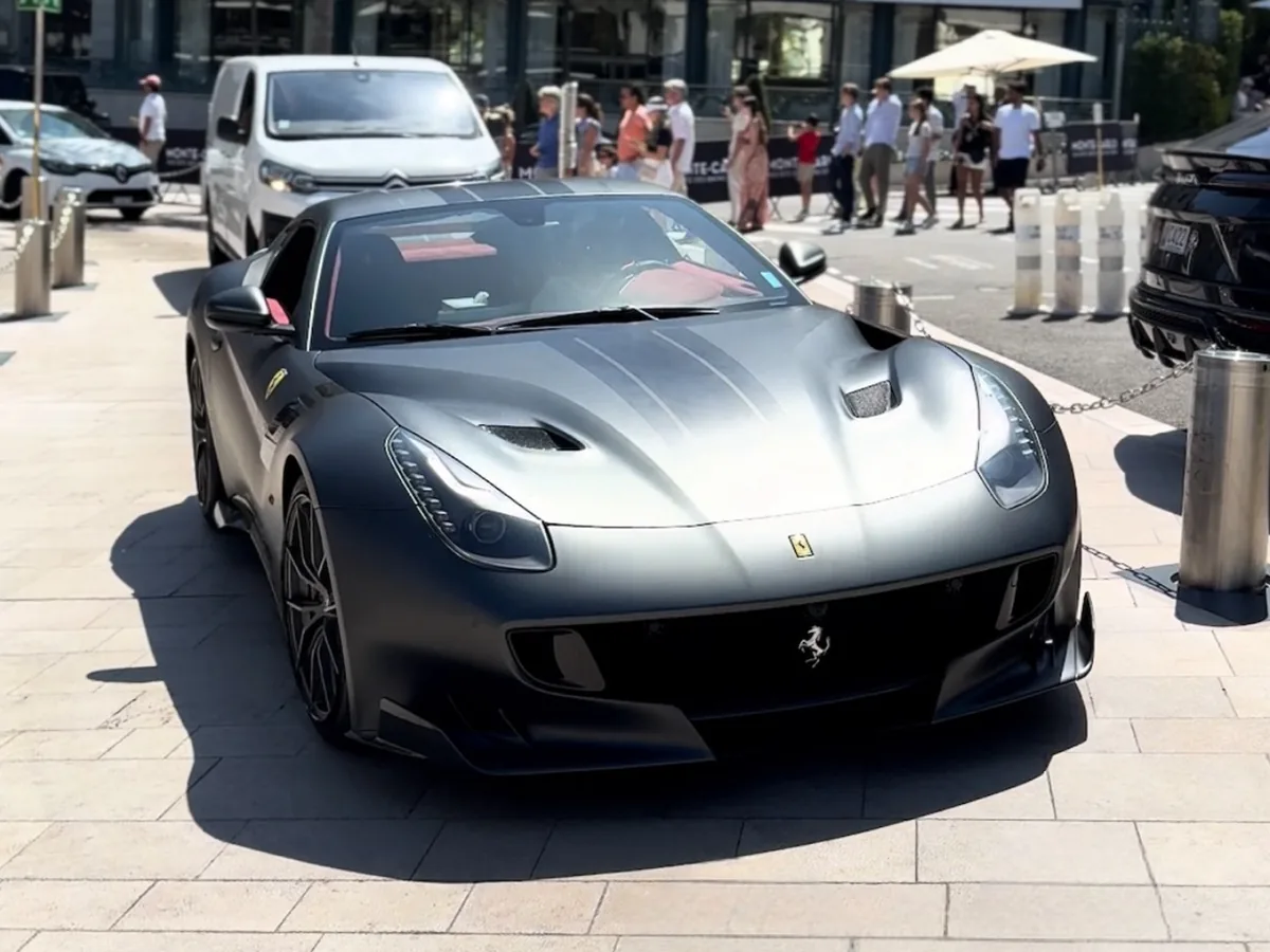Ferrari F12 tdf 2015