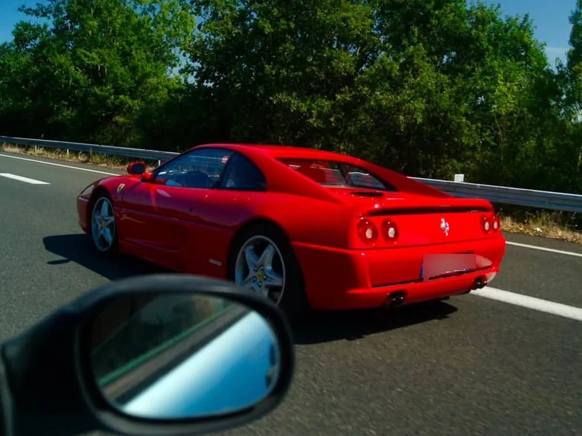 Ferrari F355