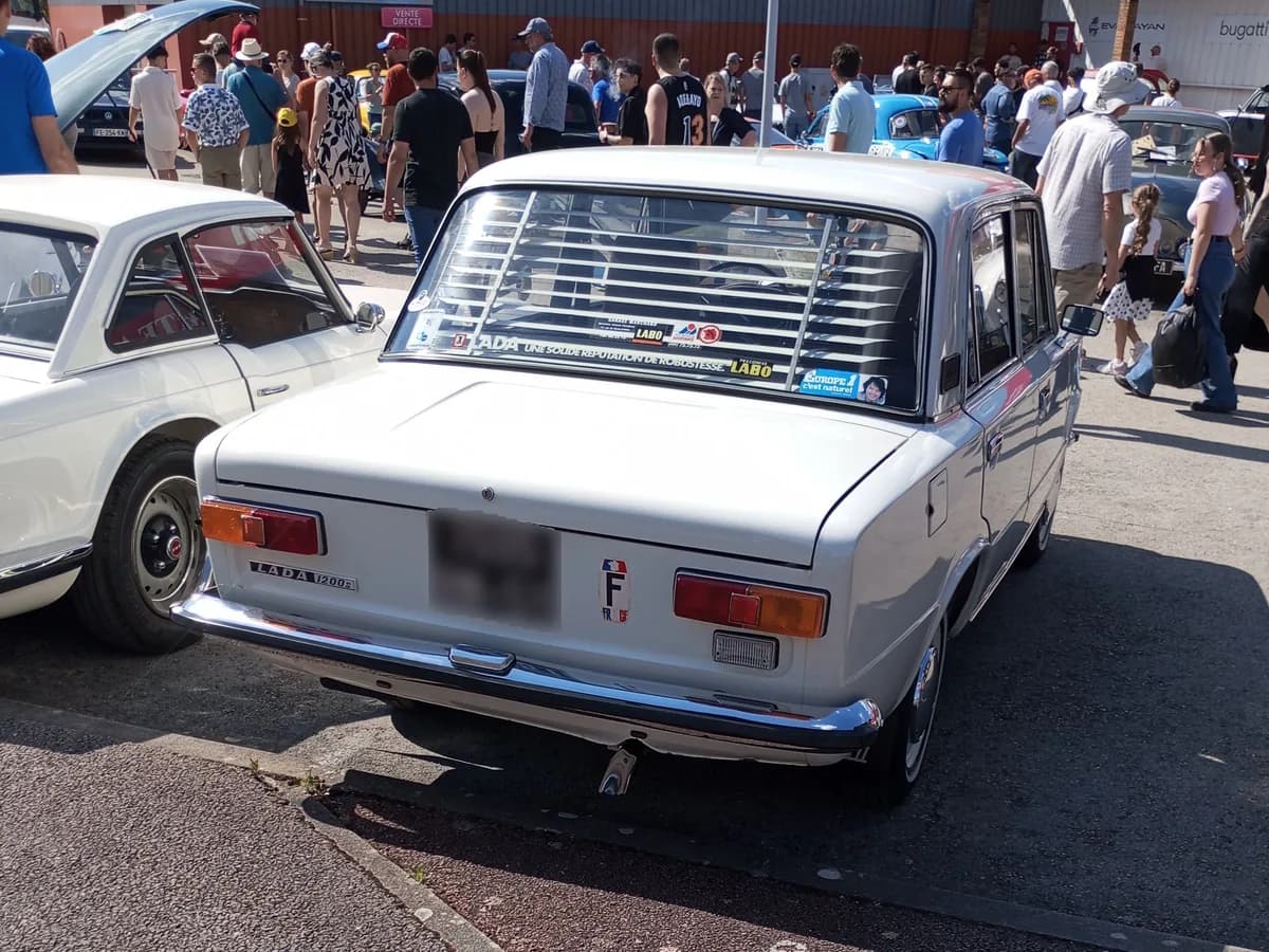 Lada 1200