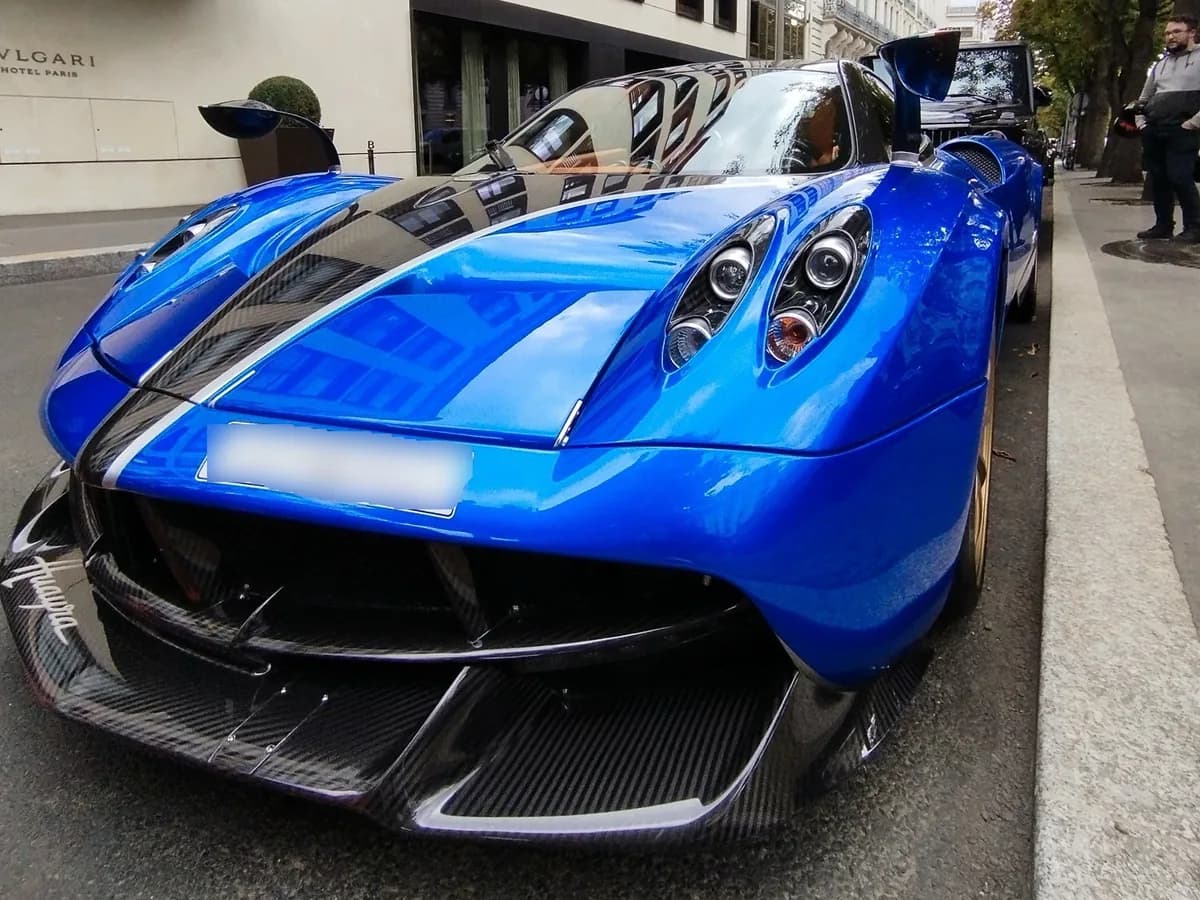 Pagani Huayra 2011