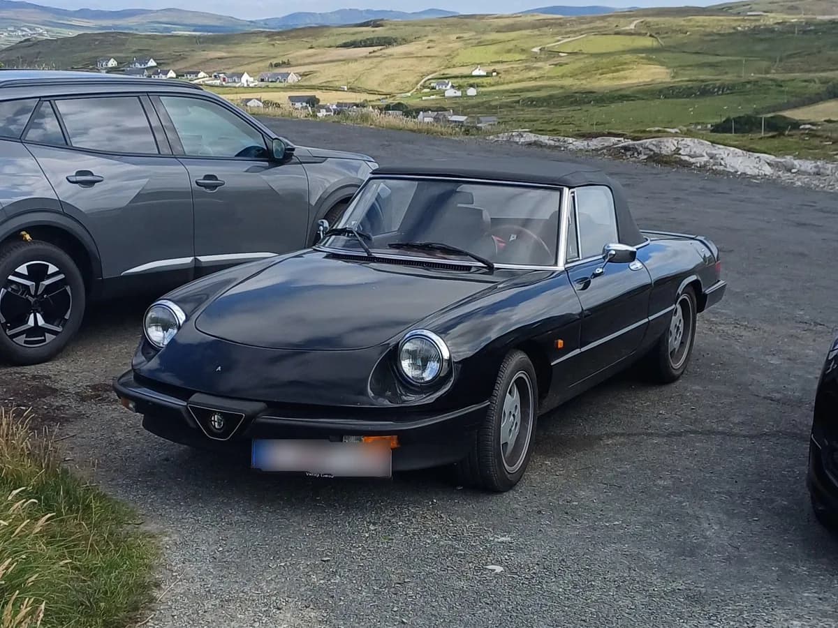 Alfa Romeo Spider 1983