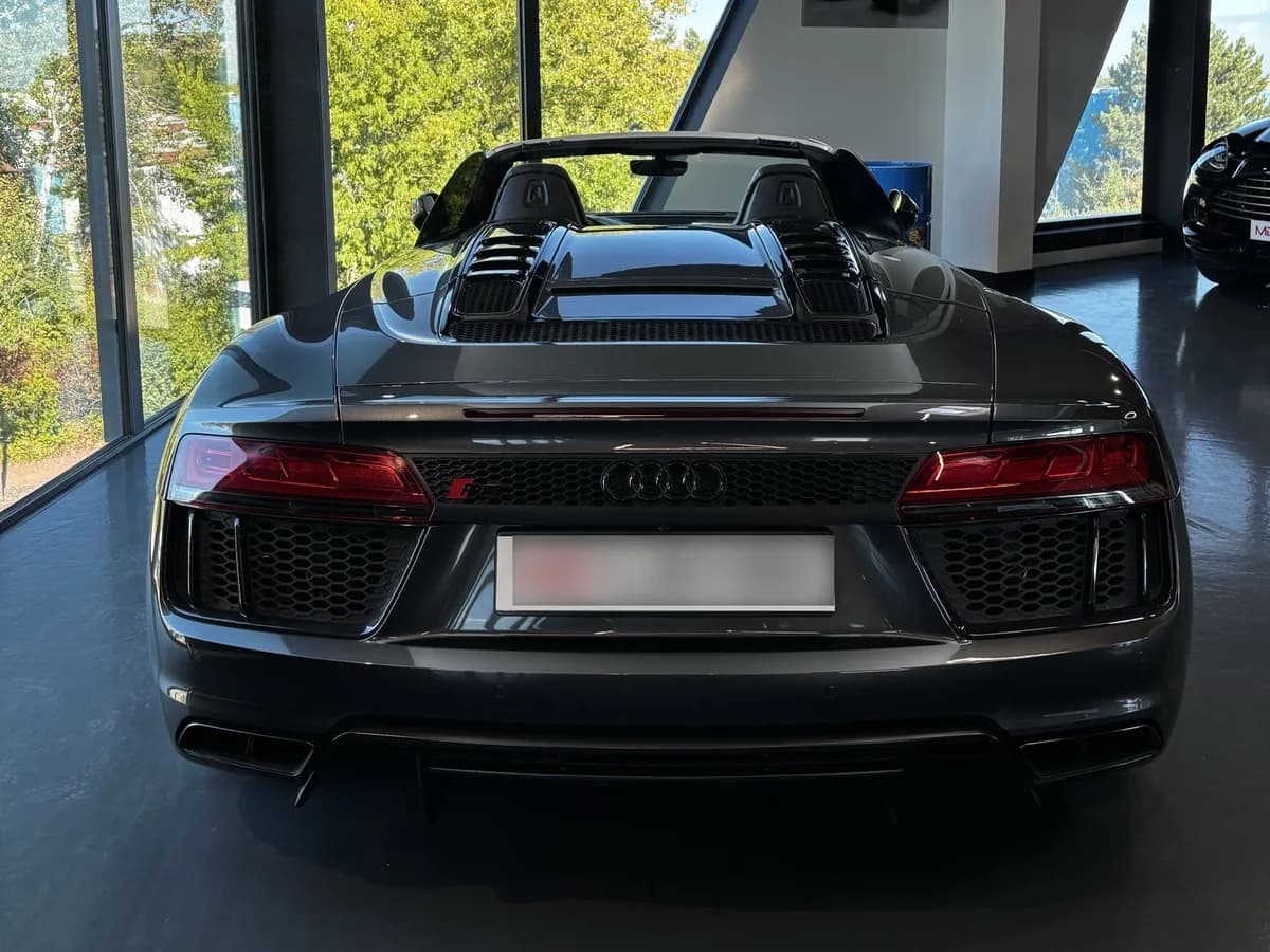 Audi R8 Spyder 2016